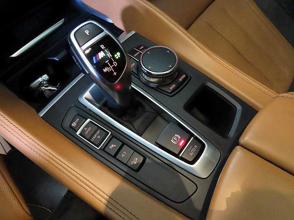 BMW X6 X6 (F16) M50 D 이미지 12