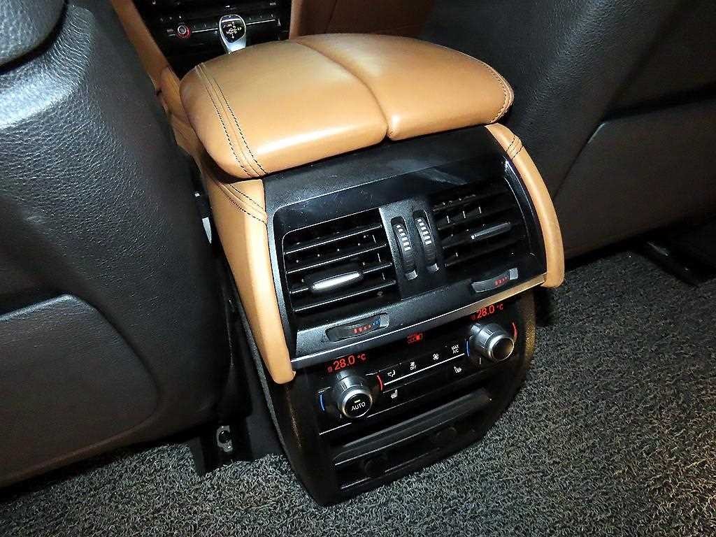 BMW X6 X6 (F16) M50 D 이미지 14