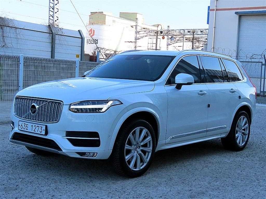 볼보 XC90 XC90 2세대 2.0 D5 AWD 인스크립션 이미지 2