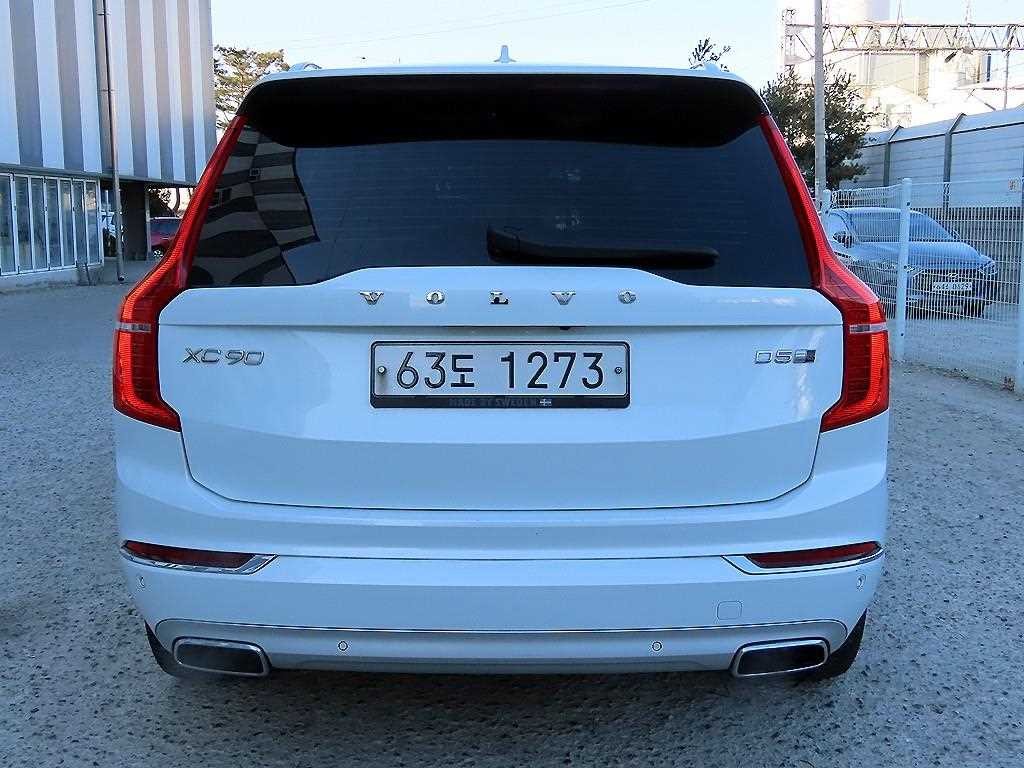 볼보 XC90 XC90 2세대 2.0 D5 AWD 인스크립션 이미지 4