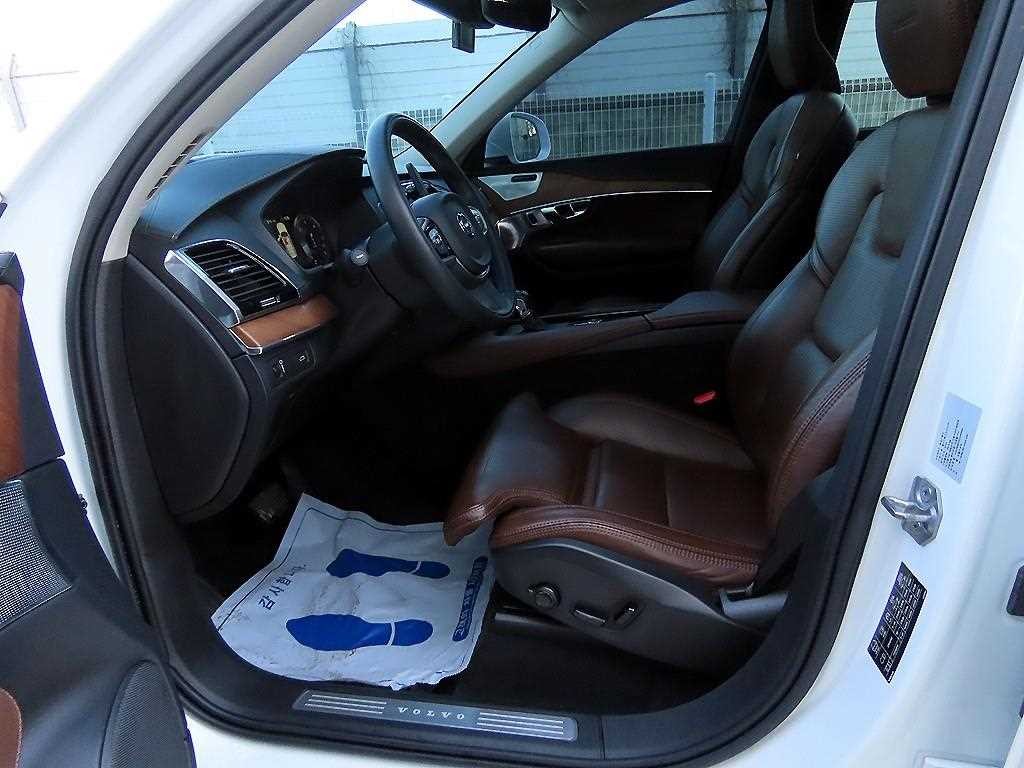 볼보 XC90 XC90 2세대 2.0 D5 AWD 인스크립션 이미지 5