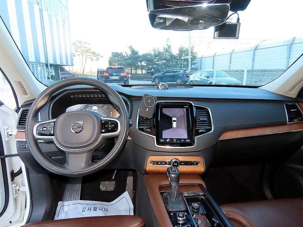 볼보 XC90 XC90 2세대 2.0 D5 AWD 인스크립션 이미지 7