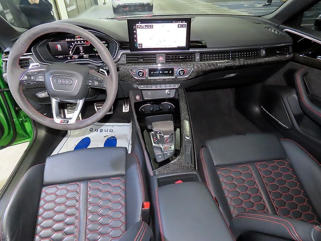 아우디 RS5 RS5 (F5) 스포트백 2.9 TFSI 콰트로 이미지 10