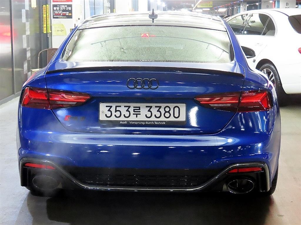 아우디 RS5 RS5 (F5) 스포트백 2.9 TFSI 콰트로 이미지 5