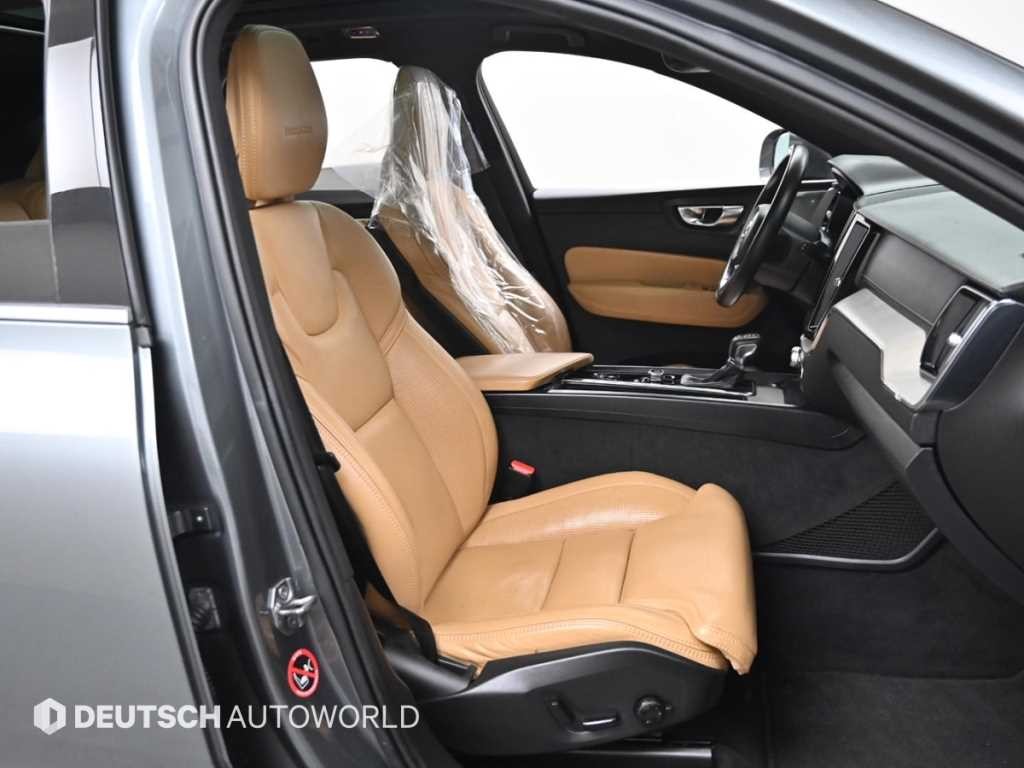 볼보 XC60 XC60(2세대) T6 AWD 인스크립션 이미지 10