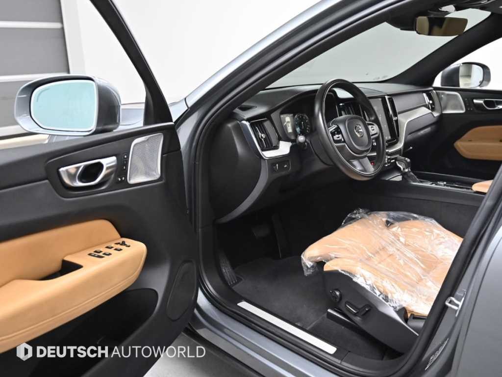 볼보 XC60 XC60(2세대) T6 AWD 인스크립션 이미지 11
