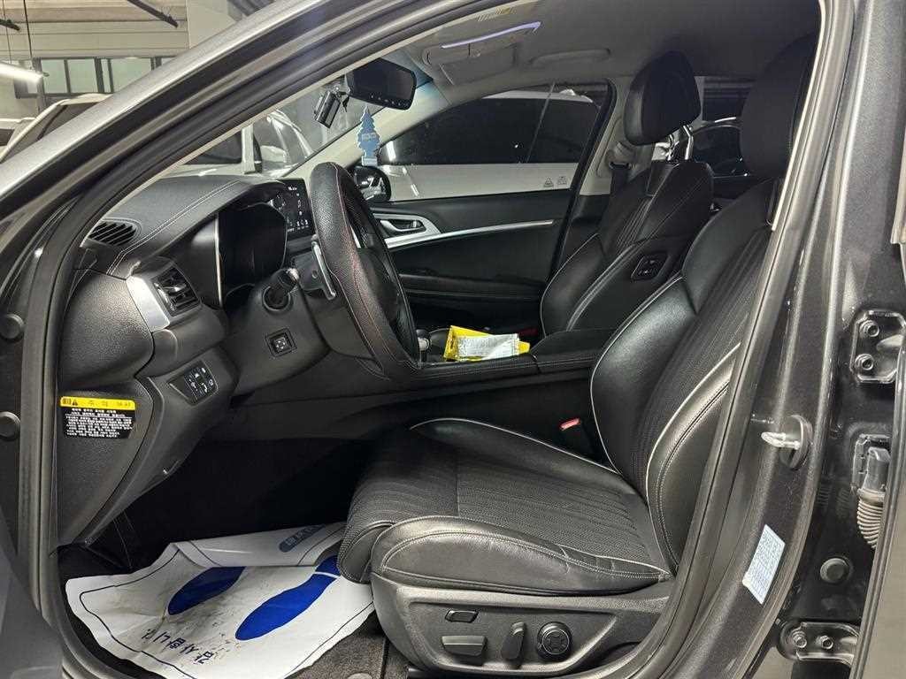 제네시스 G70 2.0T 엘리트 이미지 7