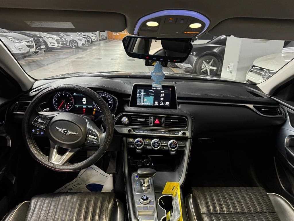 제네시스 G70 2.0T 엘리트 이미지 9
