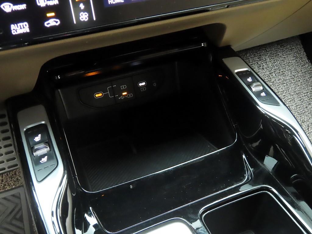 기아 쏘렌토 더 뉴 쏘렌토 4세대 디젤 2.2 4WD 시그니처 그래비티 이미지 11