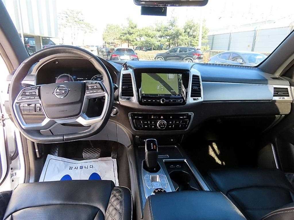 KG모빌리티(쌍용) 렉스턴 올 뉴 렉스턴 (Y450) 디젤 2.2 4WD 더 블랙 이미지 7