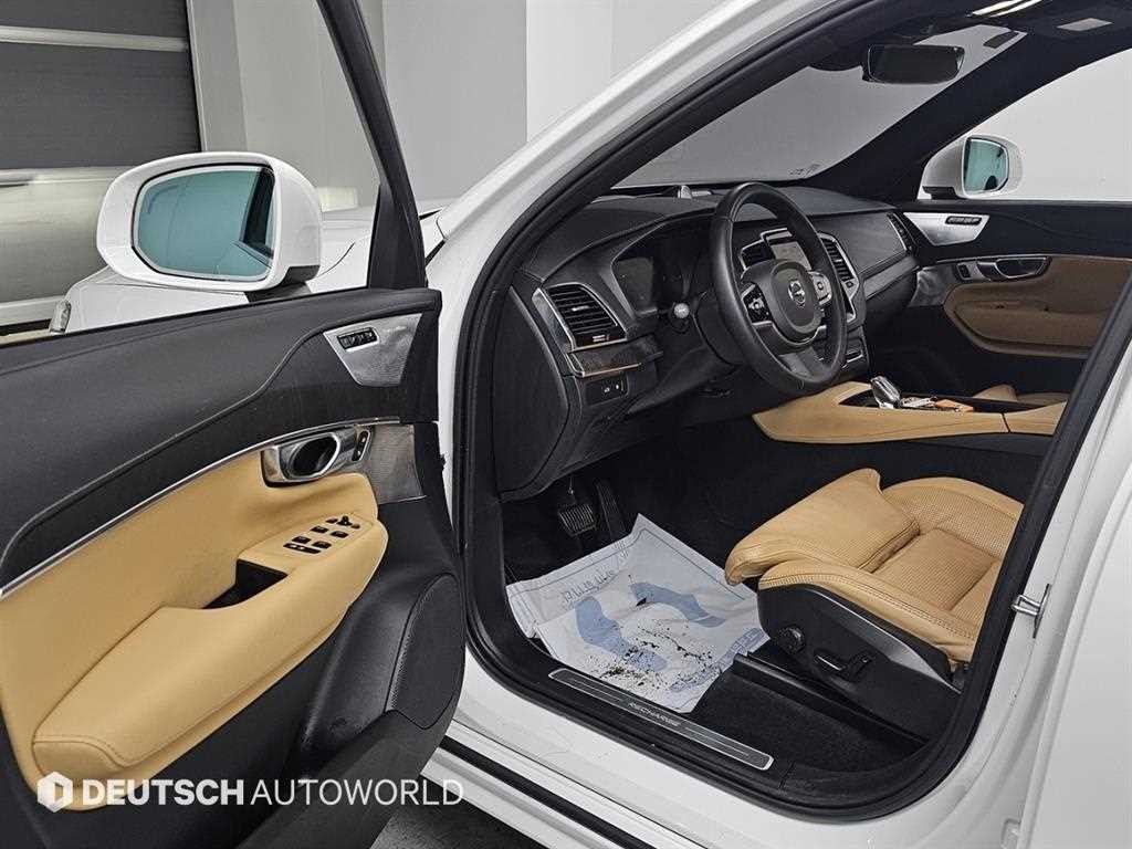 볼보 XC90 XC90 2세대 2.0 T8 AWD 얼티메이트 브라이트 이미지 11