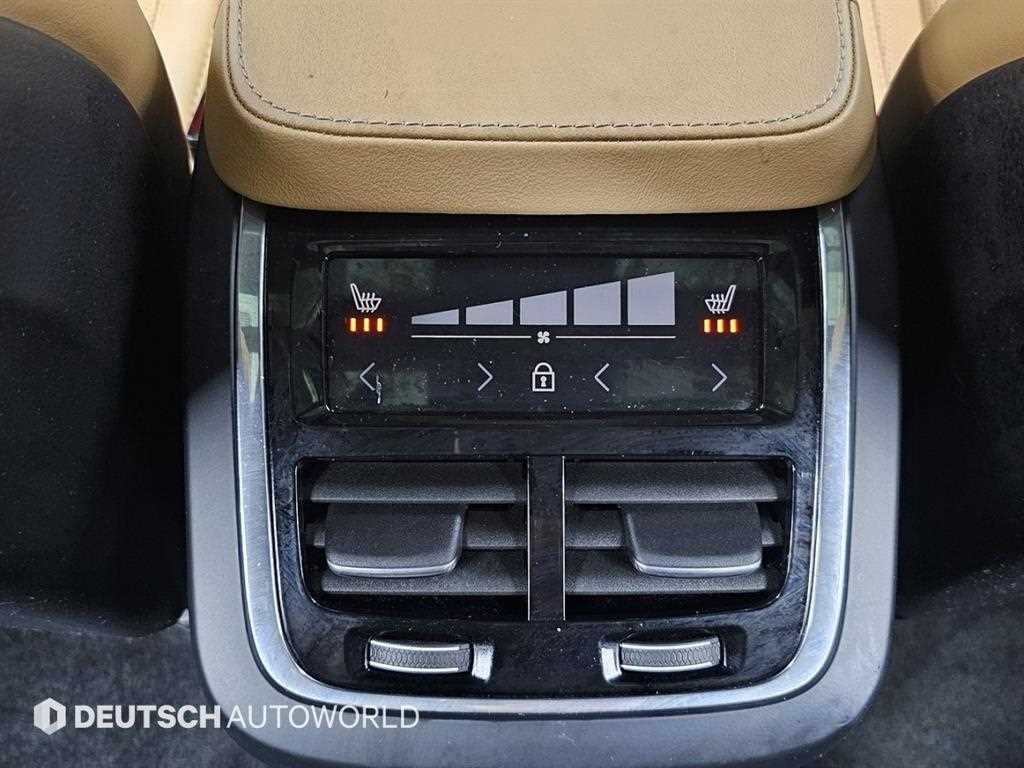 볼보 XC90 XC90 2세대 2.0 T8 AWD 얼티메이트 브라이트 이미지 16