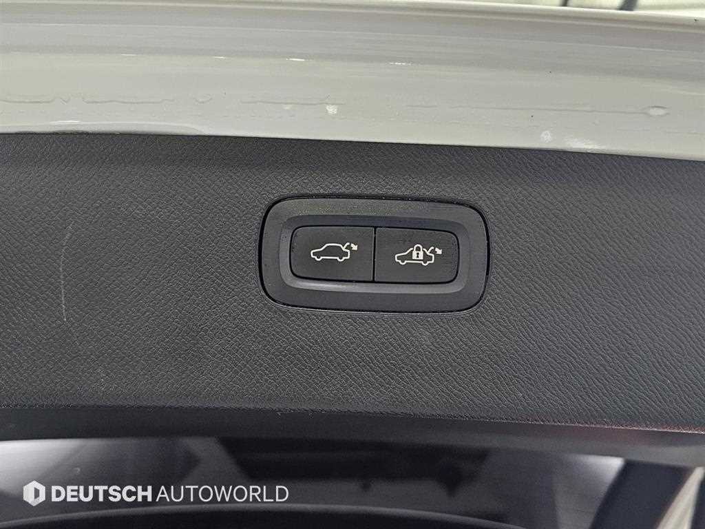 볼보 XC90 XC90 2세대 2.0 T8 AWD 얼티메이트 브라이트 이미지 20