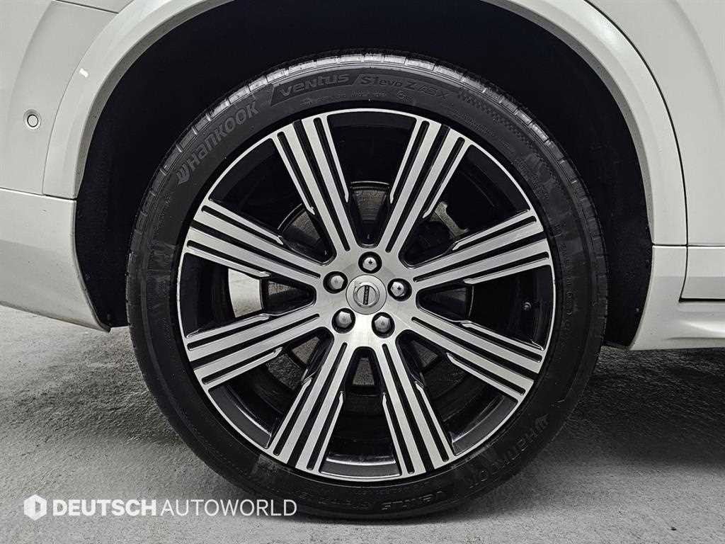 볼보 XC90 XC90 2세대 2.0 T8 AWD 얼티메이트 브라이트 이미지 5