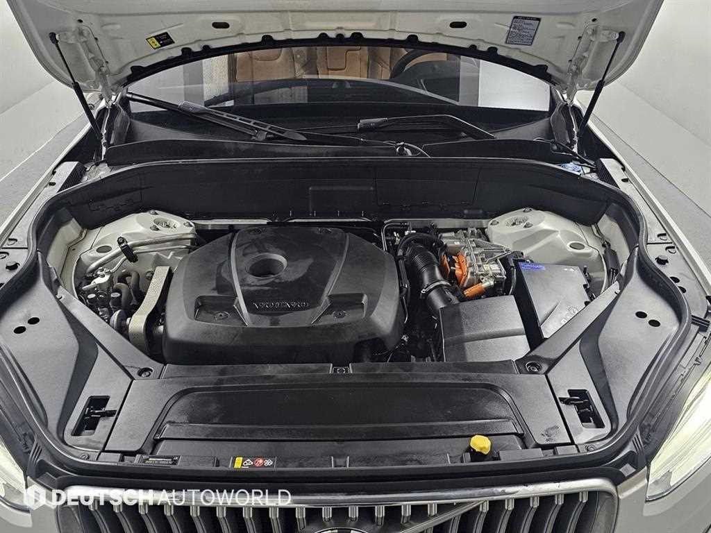 볼보 XC90 XC90 2세대 2.0 T8 AWD 얼티메이트 브라이트 이미지 6