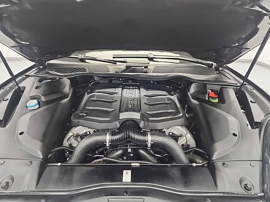 포르쉐 카이엔 뉴 카이엔 3.6 GTS 이미지 5