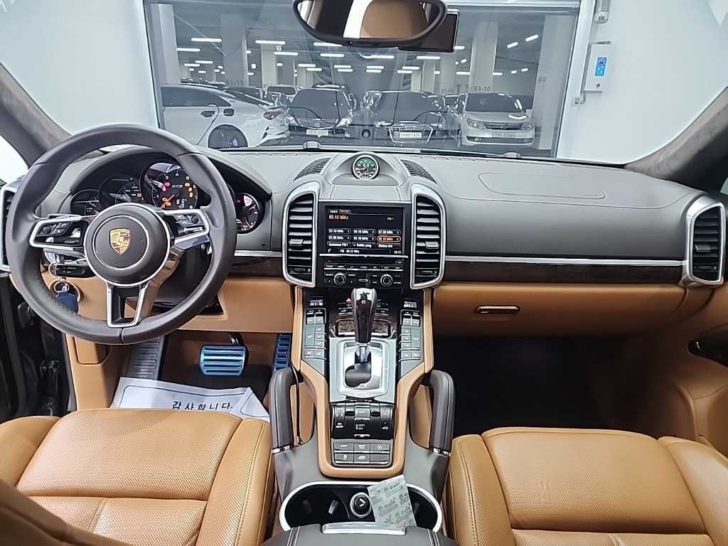 포르쉐 카이엔 뉴 카이엔 3.6 GTS 이미지 7