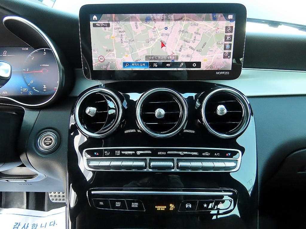 벤츠 GLC 클래스 GLC클래스 X253 GLC 220 d 4MATIC 쿠페 이미지 13