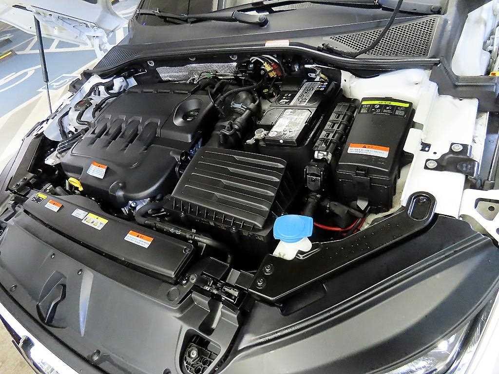 폭스바겐 아테온 2.0 TDI 엘레강스 프레스티지 4모션 이미지 19