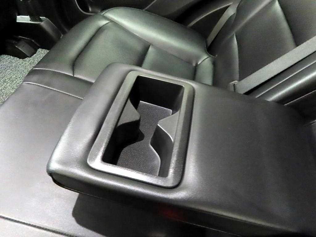 KG모빌리티(쌍용) 코란도 뷰티풀코란도 2WD 가솔린 1.5 C5 플러스 이미지 17