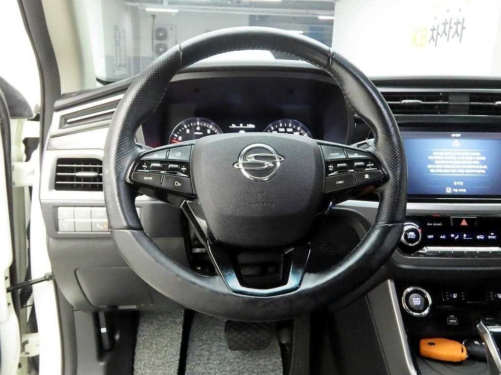 KG모빌리티(쌍용) 코란도 뷰티풀코란도 2WD 가솔린 1.5 C5 플러스 이미지 7