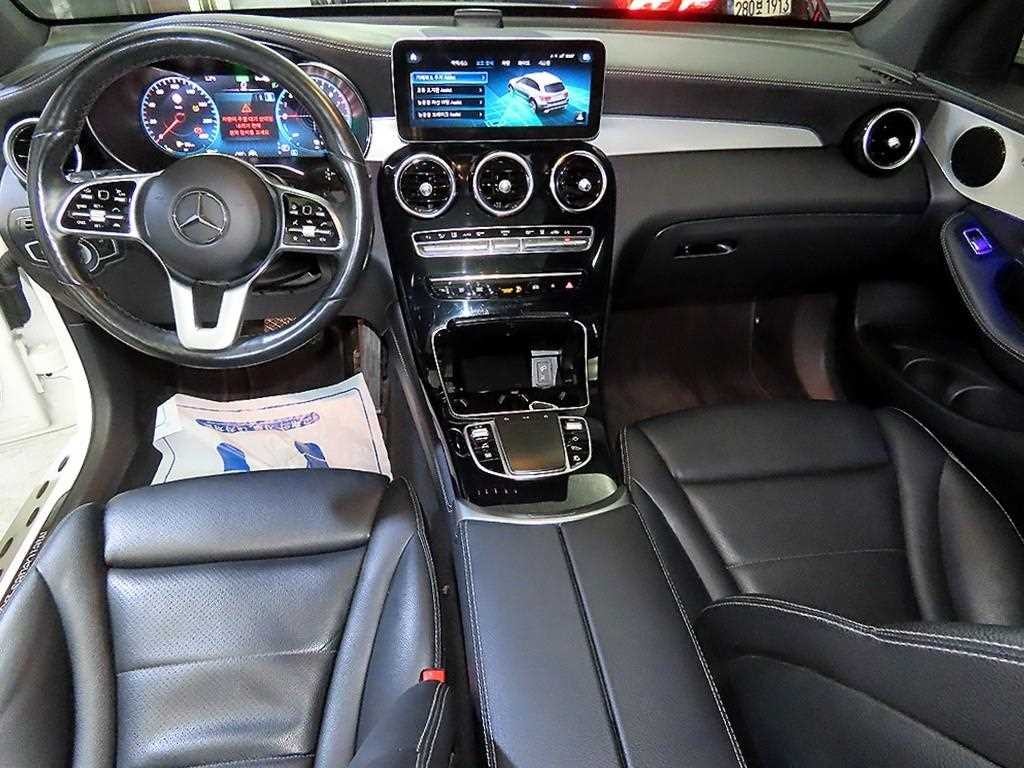 벤츠 GLC 클래스 GLC클래스 X253 GLC 300 e 4MATIC 이미지 10