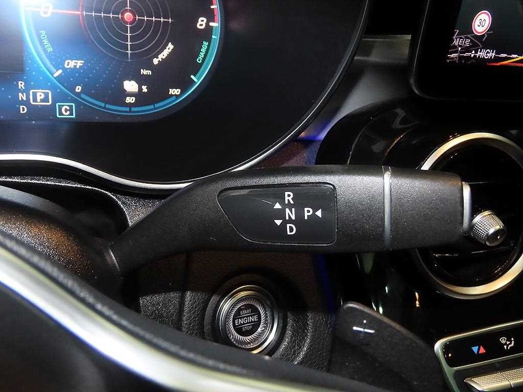 벤츠 GLC 클래스 GLC클래스 X253 GLC 300 e 4MATIC 이미지 12