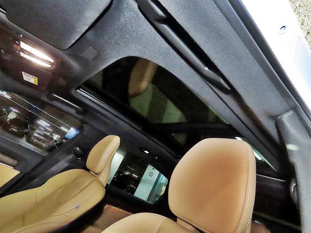 볼보 S90 B5 얼티메이트 브라이트 이미지 17