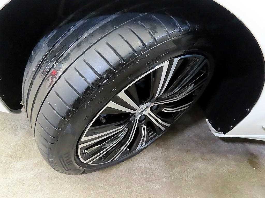 볼보 S90 B5 얼티메이트 브라이트 이미지 20