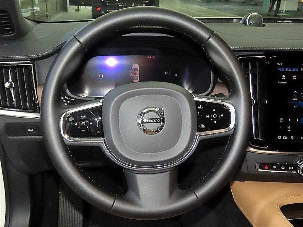 볼보 S90 B5 얼티메이트 브라이트 이미지 8