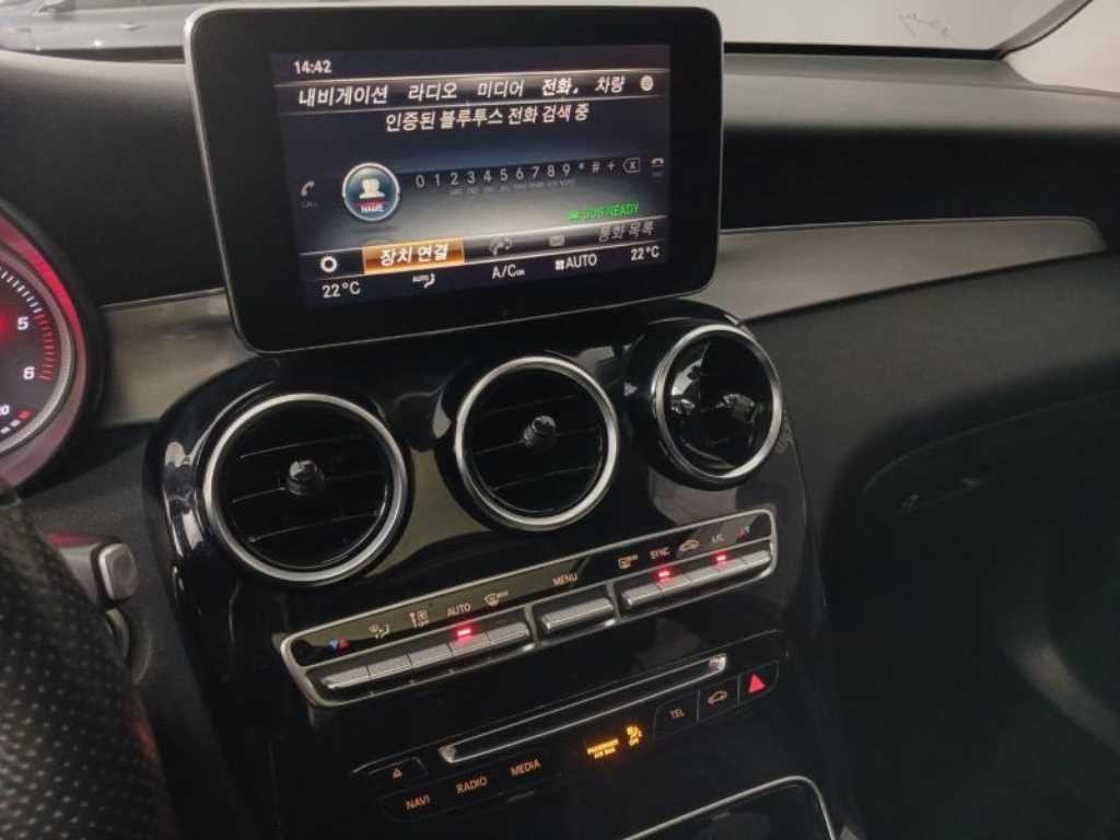벤츠 GLC 클래스 GLC클래스 X253 GLC 220 d 4MATIC 쿠페 이미지 13