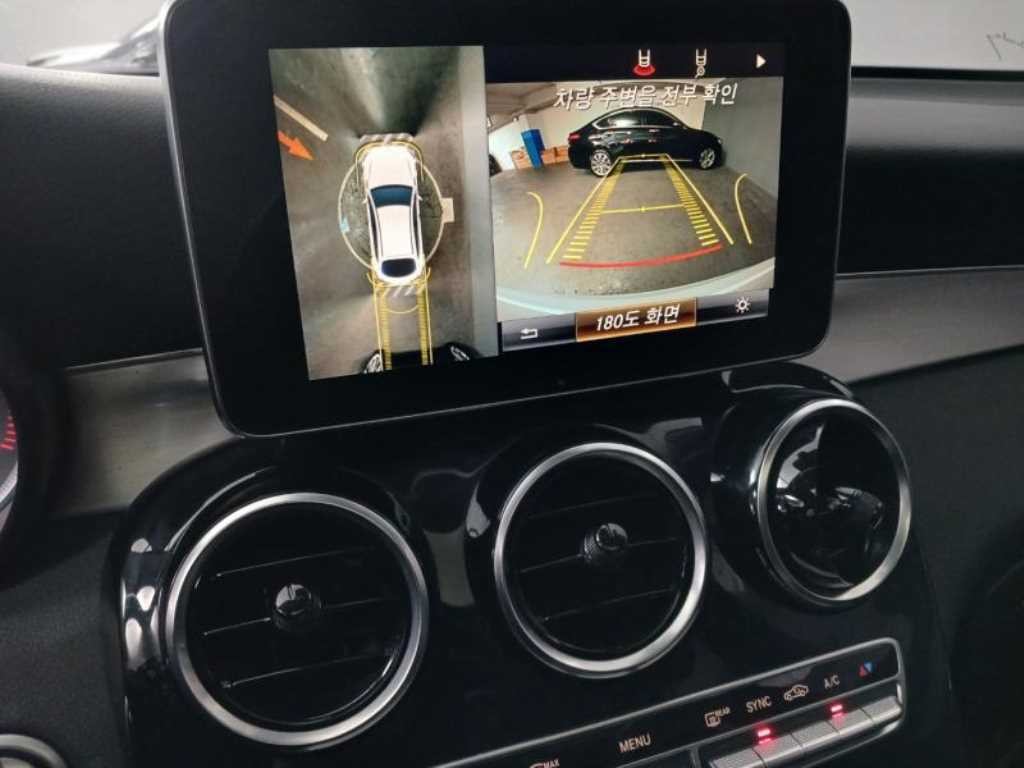 벤츠 GLC 클래스 GLC클래스 X253 GLC 220 d 4MATIC 쿠페 이미지 14