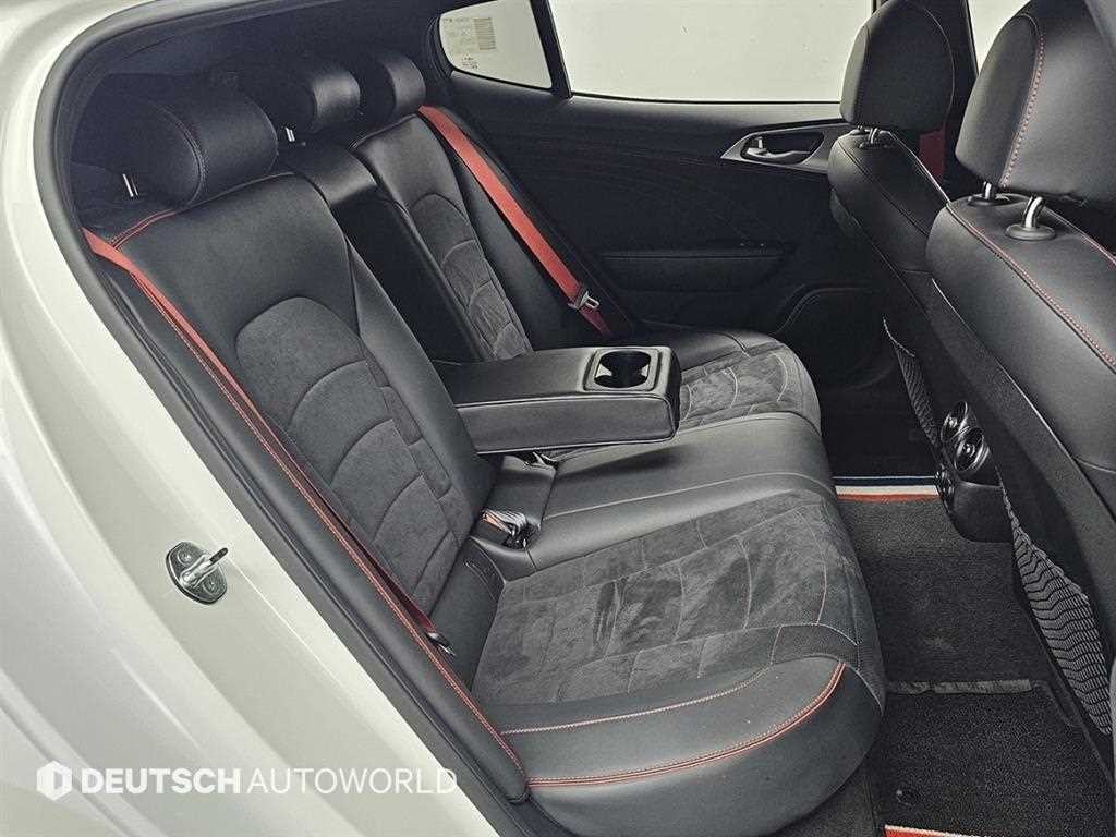 기아 스팅어 스팅어 마이스터 2WD 3.3 GT 아크로 에디션 이미지 12