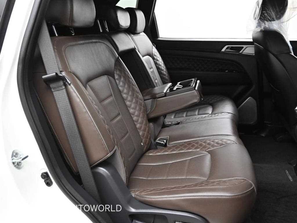 KG모빌리티(쌍용) 렉스턴 올 뉴 렉스턴 (Y450) 디젤 2.2 4WD 프레스티지 이미지 10