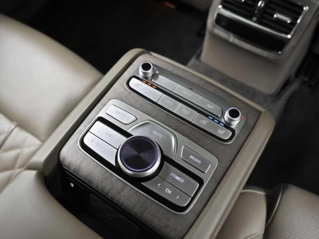 기아 K9 더 뉴 K9 2세대 3.8 GDI AWD 베스트 셀렉션 Ⅱ 이미지 16