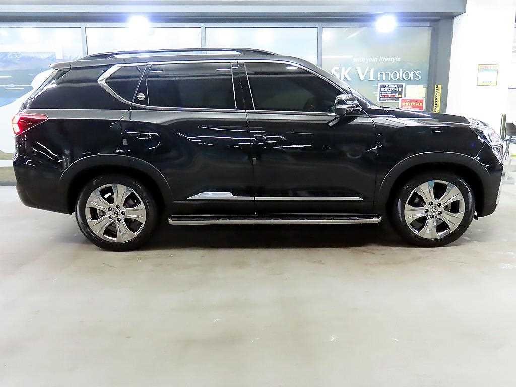 KG모빌리티(쌍용) 렉스턴 올 뉴 렉스턴 (Y450) 디젤 2.2 4WD 시그니처 이미지 3
