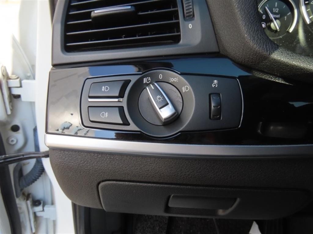 BMW X4 X4 (F26) xDrive 20d 이미지 12