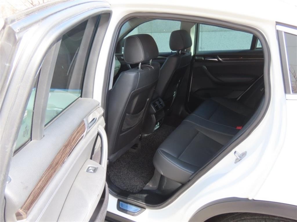 BMW X4 X4 (F26) xDrive 20d 이미지 15
