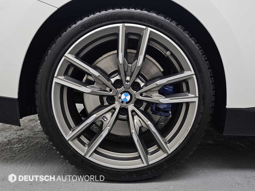 BMW 2시리즈 2시리즈 (G42) M240i xDrive 쿠페 이미지 5