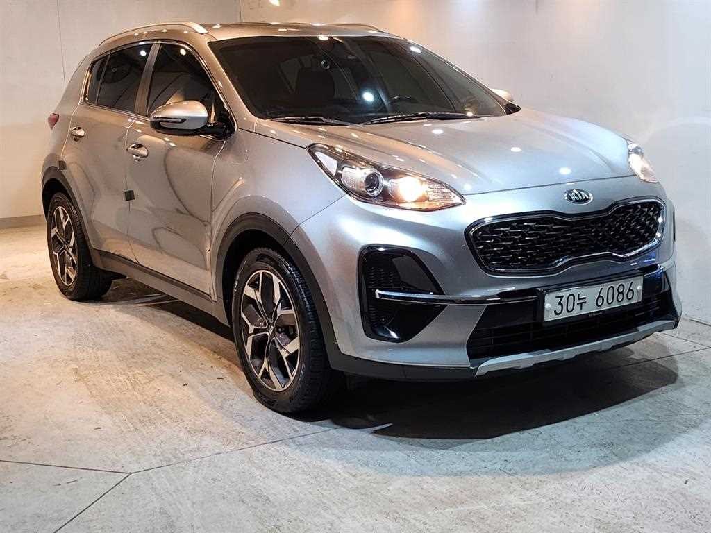 기아 스포티지 스포티지 더 볼드 2.0 디젤 2WD 프레스티지 이미지 2