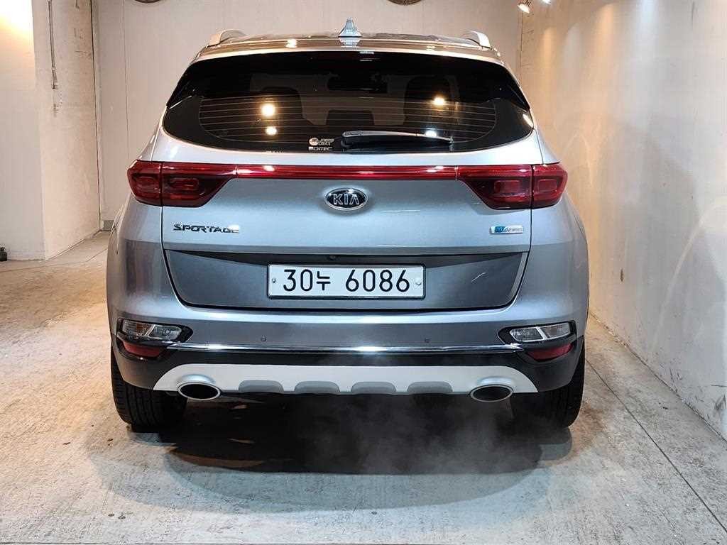 기아 스포티지 스포티지 더 볼드 2.0 디젤 2WD 프레스티지 이미지 3