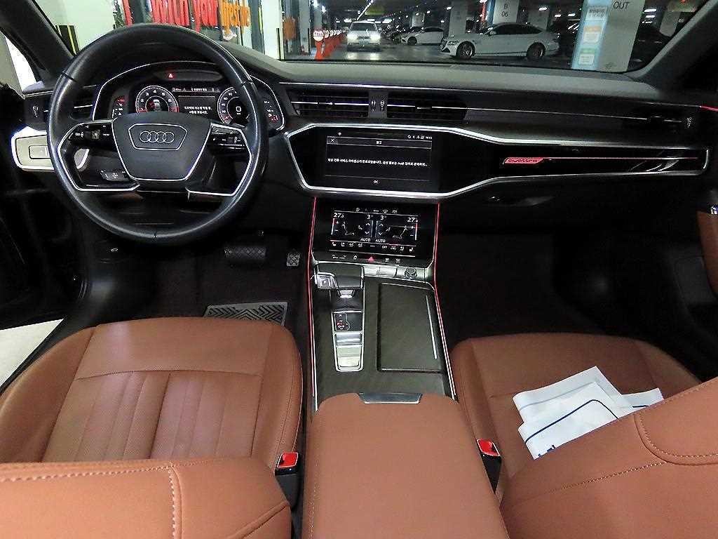 아우디 A6 A6 (C8) 45 TFSI 콰트로 프리미엄 이미지 10