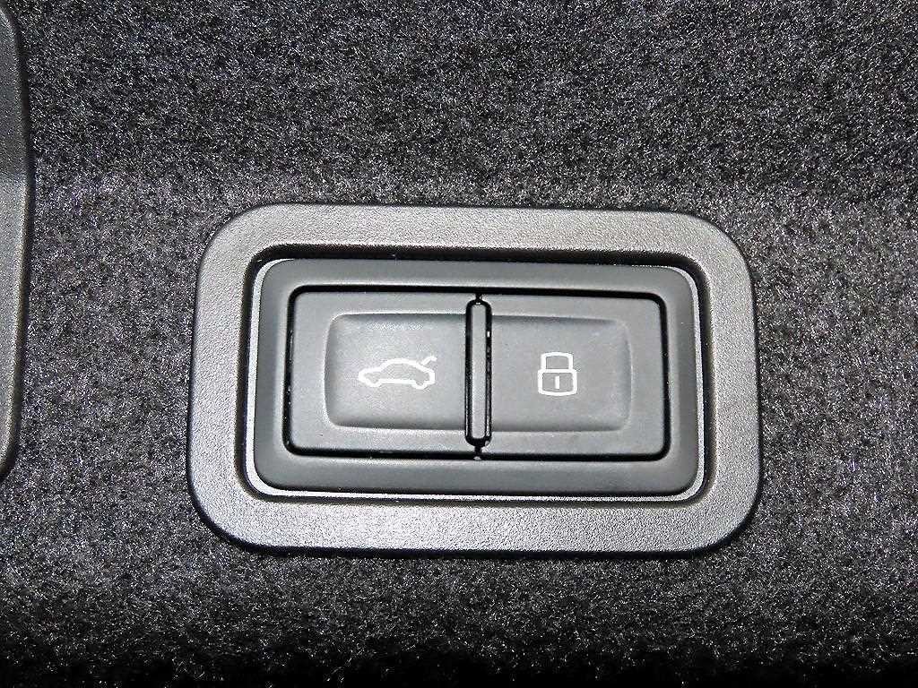 아우디 A6 A6 (C8) 45 TFSI 콰트로 프리미엄 이미지 17