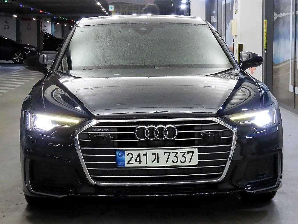 아우디 A6 A6 (C8) 45 TFSI 콰트로 프리미엄 이미지 3