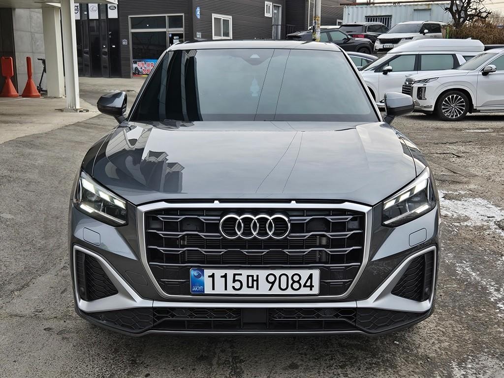 아우디 Q2 35 TDI 프리미엄 이미지 1