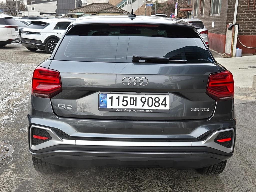 아우디 Q2 35 TDI 프리미엄 이미지 4