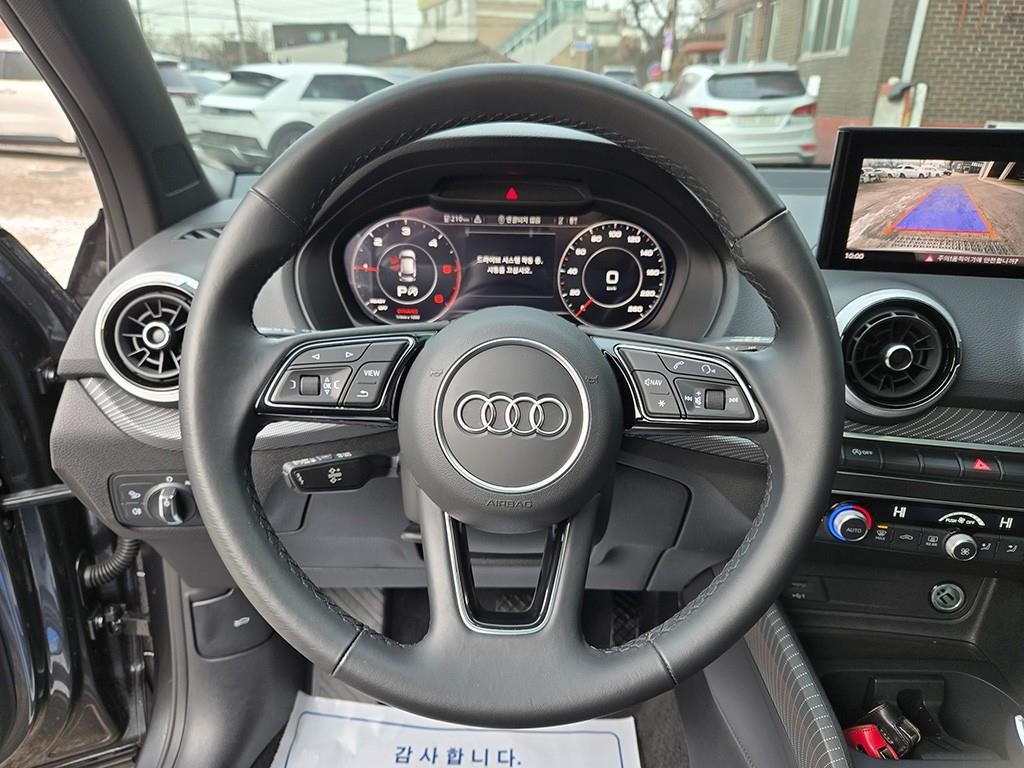 아우디 Q2 35 TDI 프리미엄 이미지 7