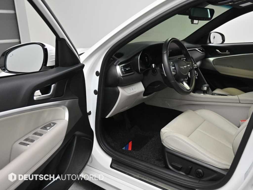 제네시스 G70 더 뉴 G70 가솔린 2.0T 4WD 이미지 11