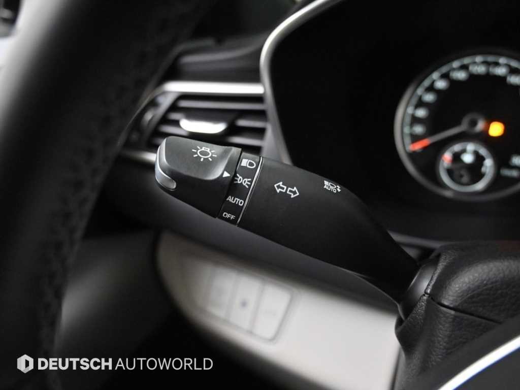 제네시스 G70 더 뉴 G70 가솔린 2.0T 4WD 이미지 16