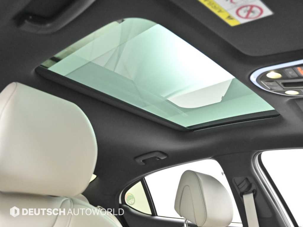 제네시스 G70 더 뉴 G70 가솔린 2.0T 4WD 이미지 19